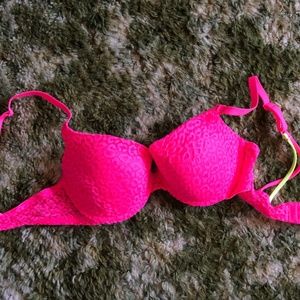 No Boundaries Pink Bra